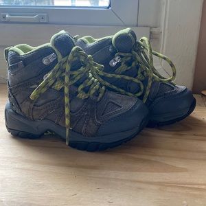 L.L bean toddler hiking boots